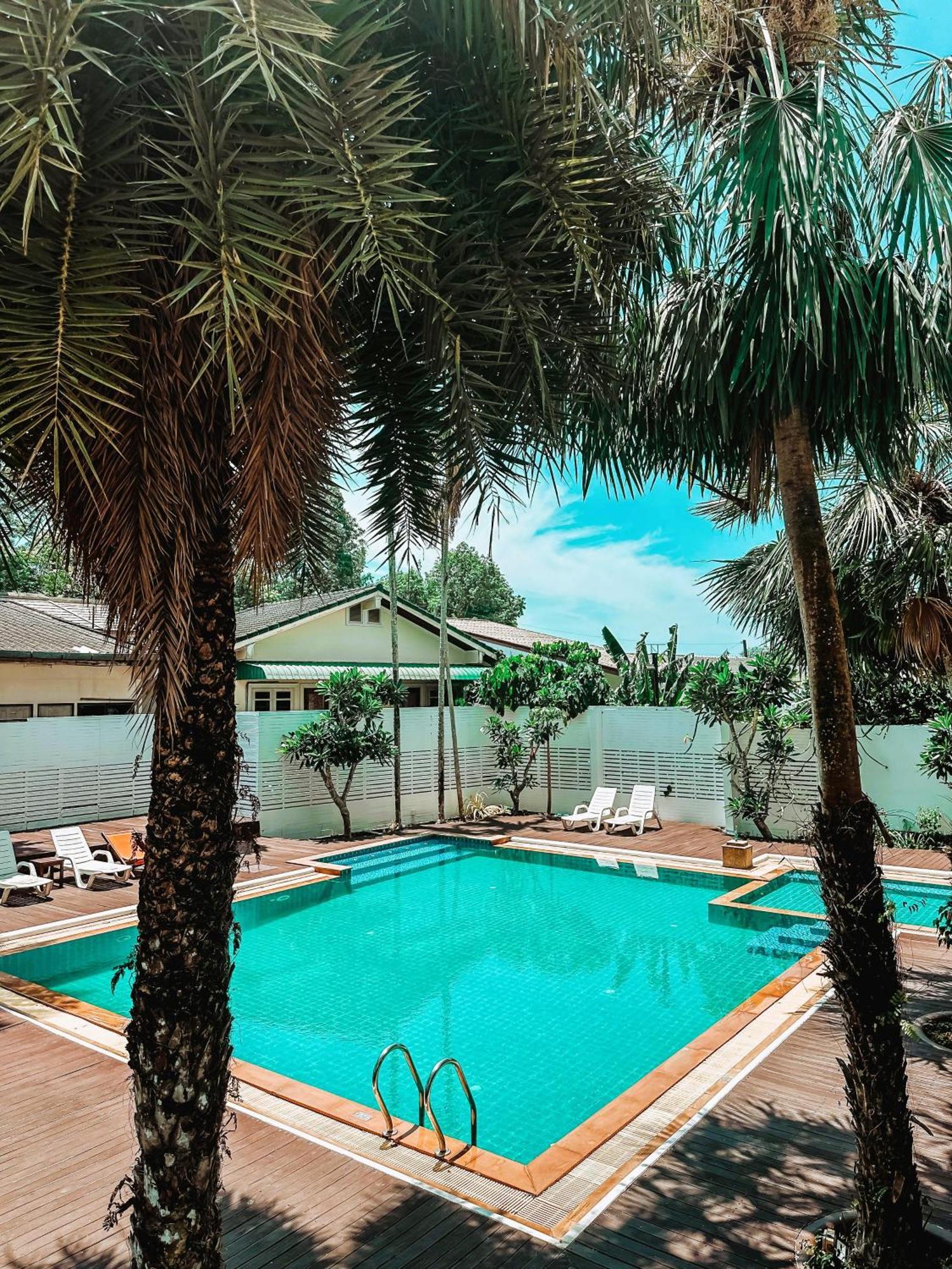 Dee Andaman Krabi town