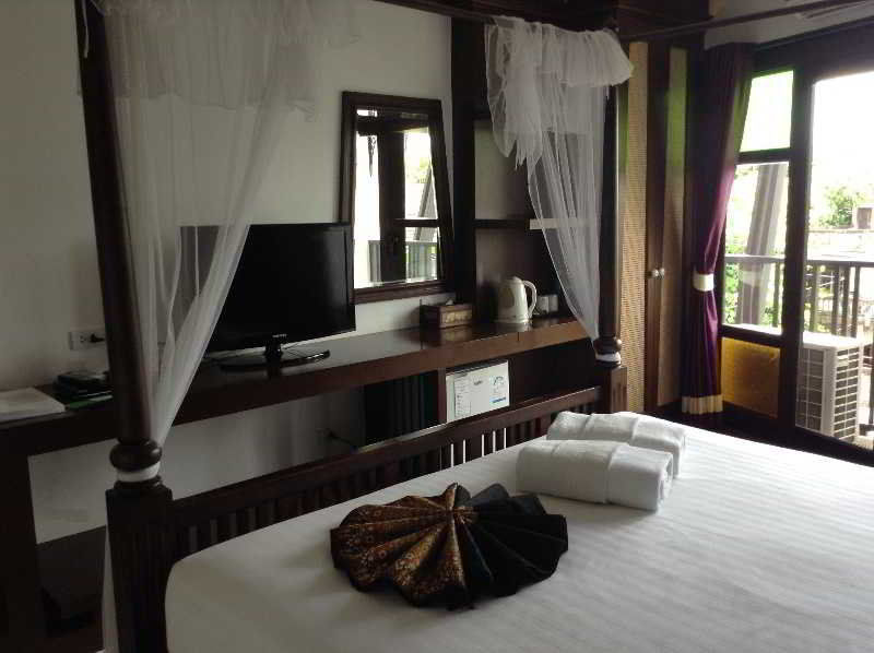 Hotel Dee Andaman Krabi town